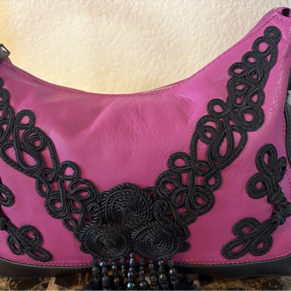 Elegant Purple and Black Mary Norton Women's Bag - Picture 2 of 6